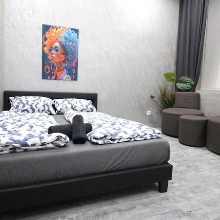 Family Studio In Akh Area Вена Экстерьер фото